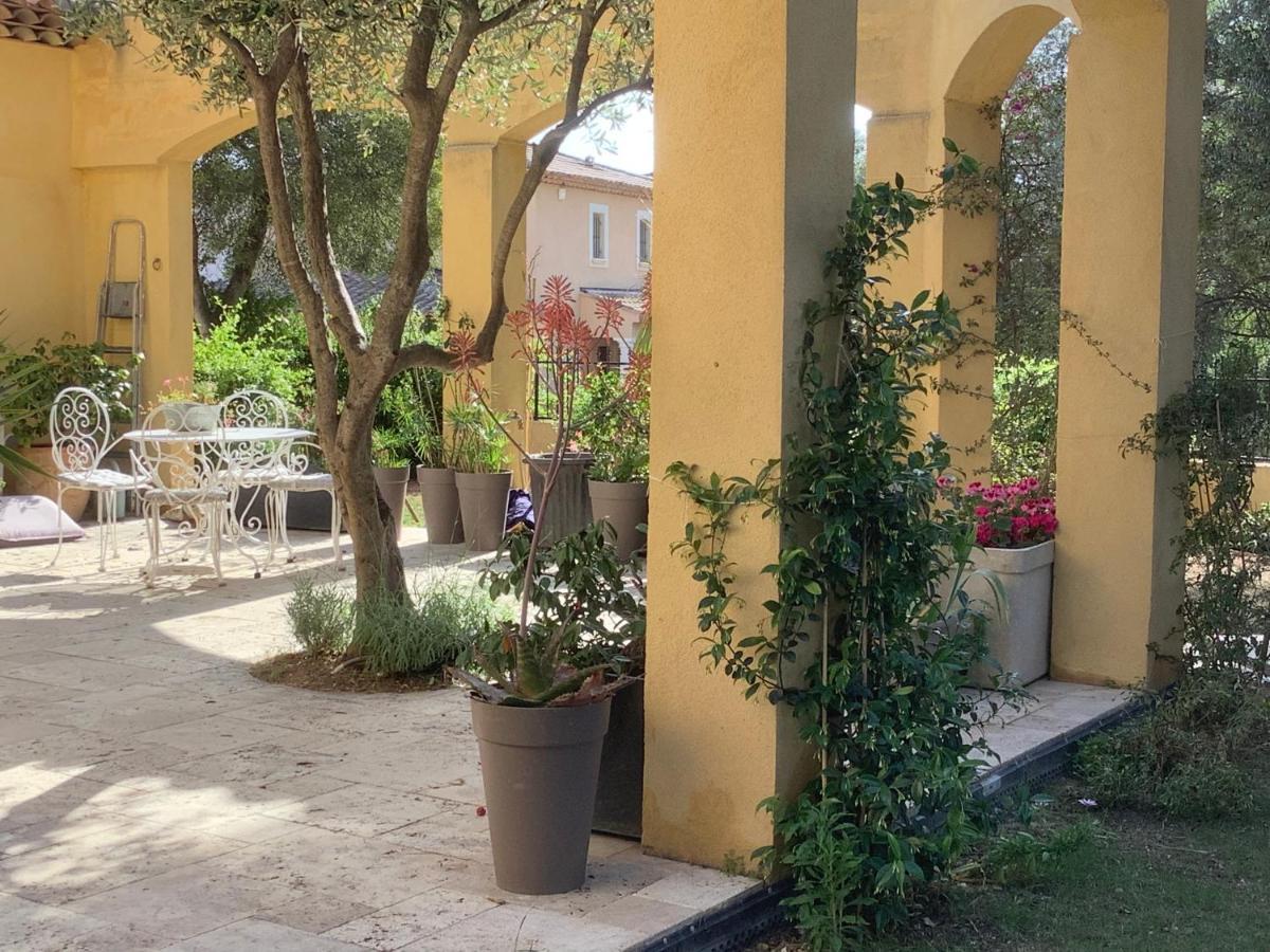 Chambres De La Terre Blanche Sanary-sur-Mer Ngoại thất bức ảnh